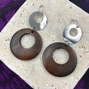 Wood/silver circle drop earrings​​